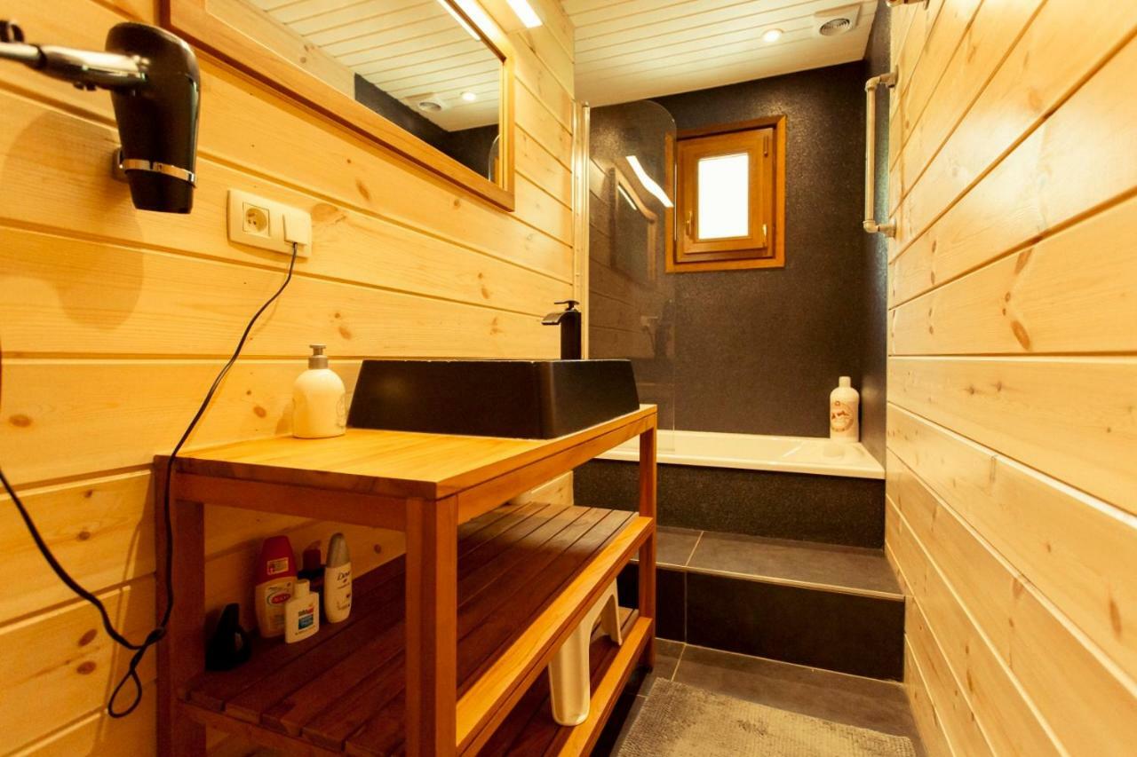 Chalet "A L Oree Du Bois" Бюланж Екстериор снимка